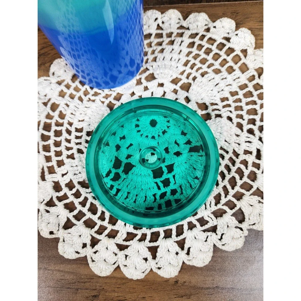 Starbucks Holiday 2022 Spearmint Wave 24oz Venti Cold Tumbler